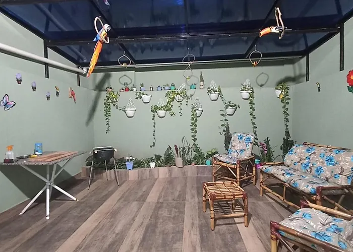 Casa Para 12 Pessoas Perto Da Basilica E Da Feira